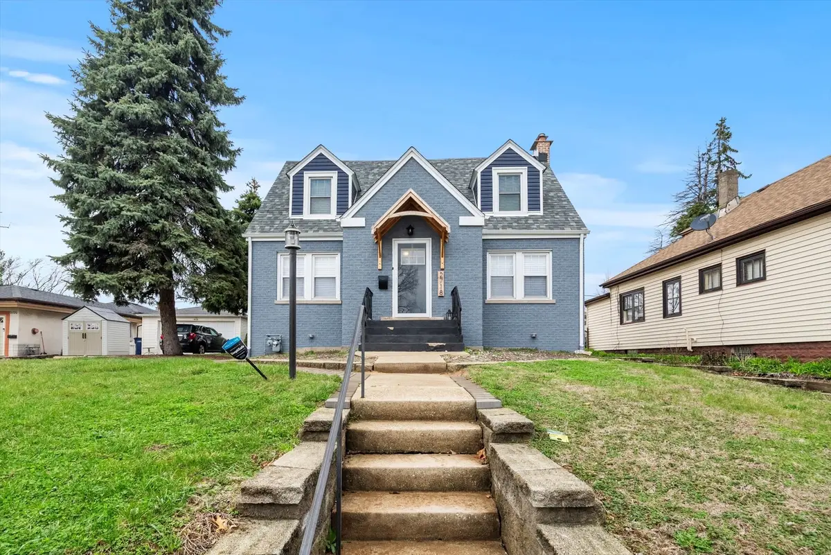 2718 W 96th Place, Evergreen Park, IL 60805 - #1