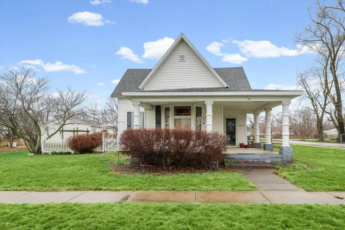 101 S Vermilion Street, Indianola, IL 61850 - #1