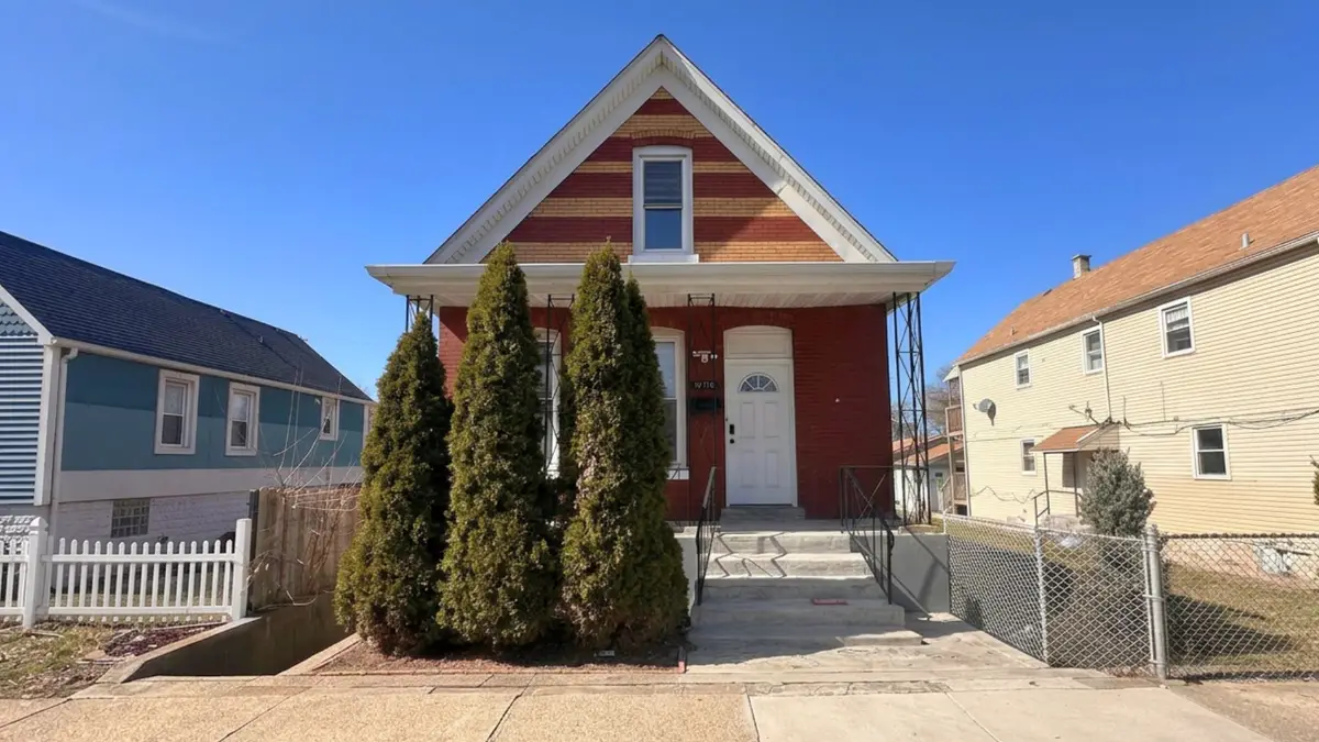 10710 S Green Bay Avenue, Chicago, IL 60617 - #1