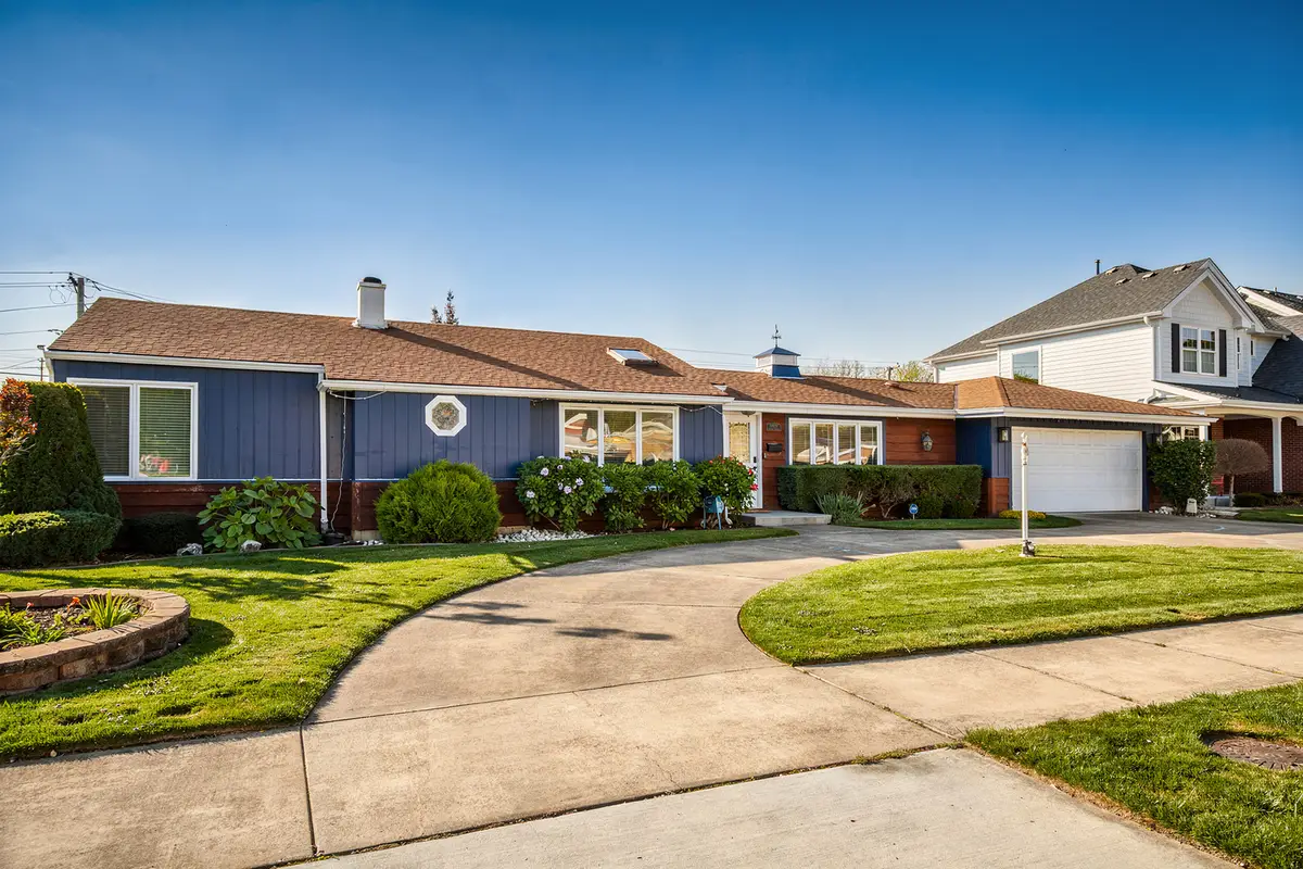 10630 S Keeler Avenue, Oak Lawn, IL 60453 - #1