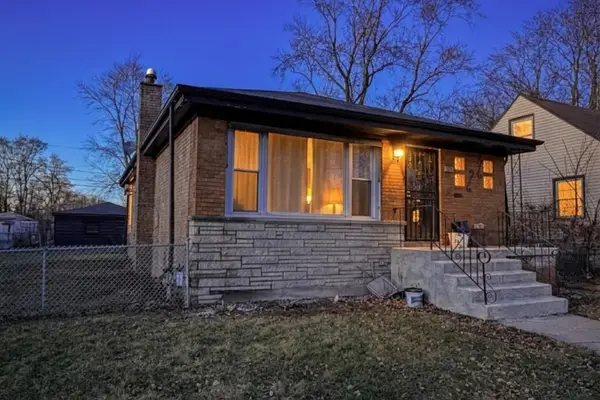 523 E 149th Street, Harvey, IL 60426