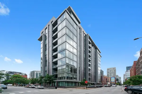 360 W Erie Street #3D, Chicago, IL 60654