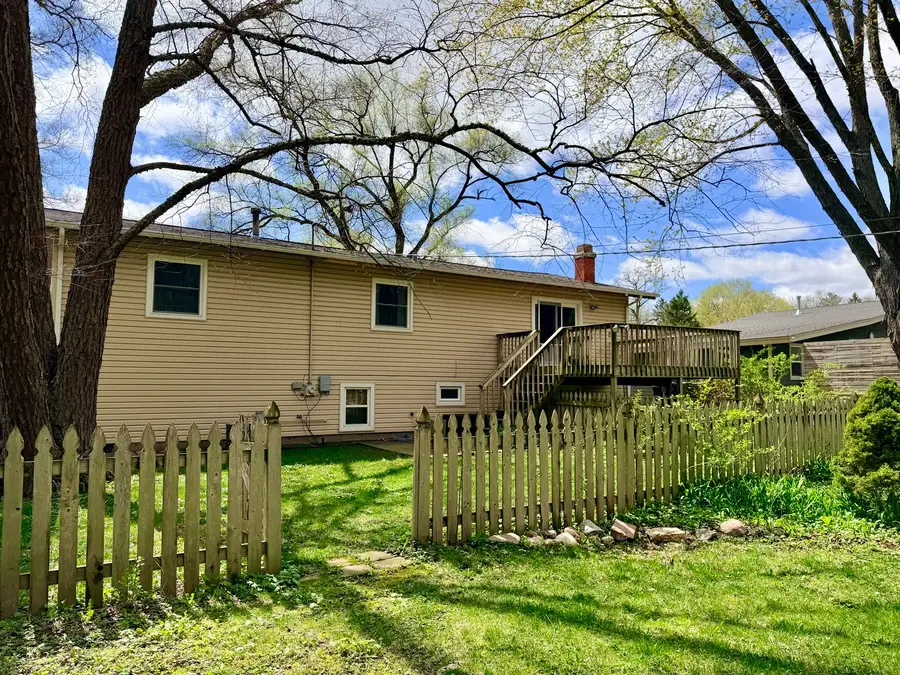 2704 Myang Avenue, McHenry, IL 60050 - #2