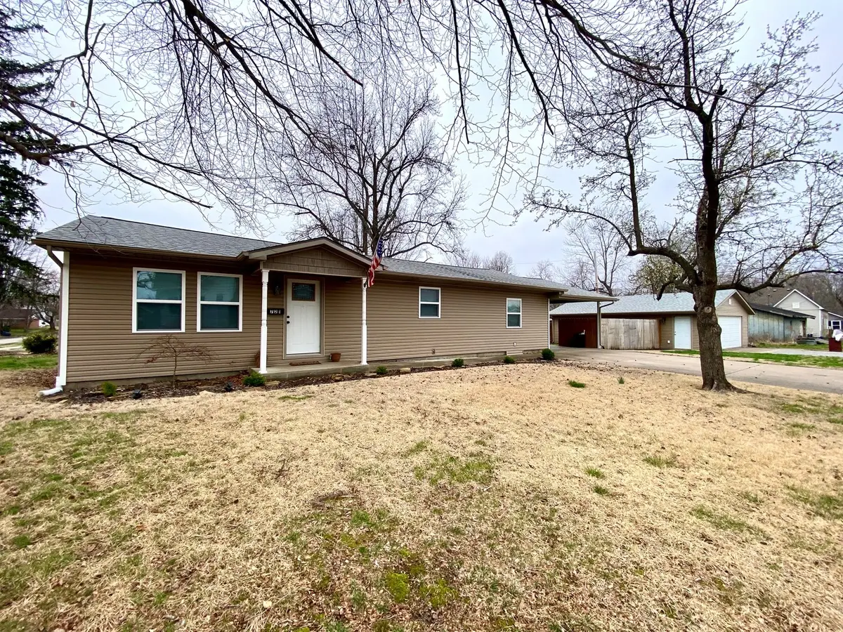 721 N 17th Street, Herrin, IL 62848 - #1