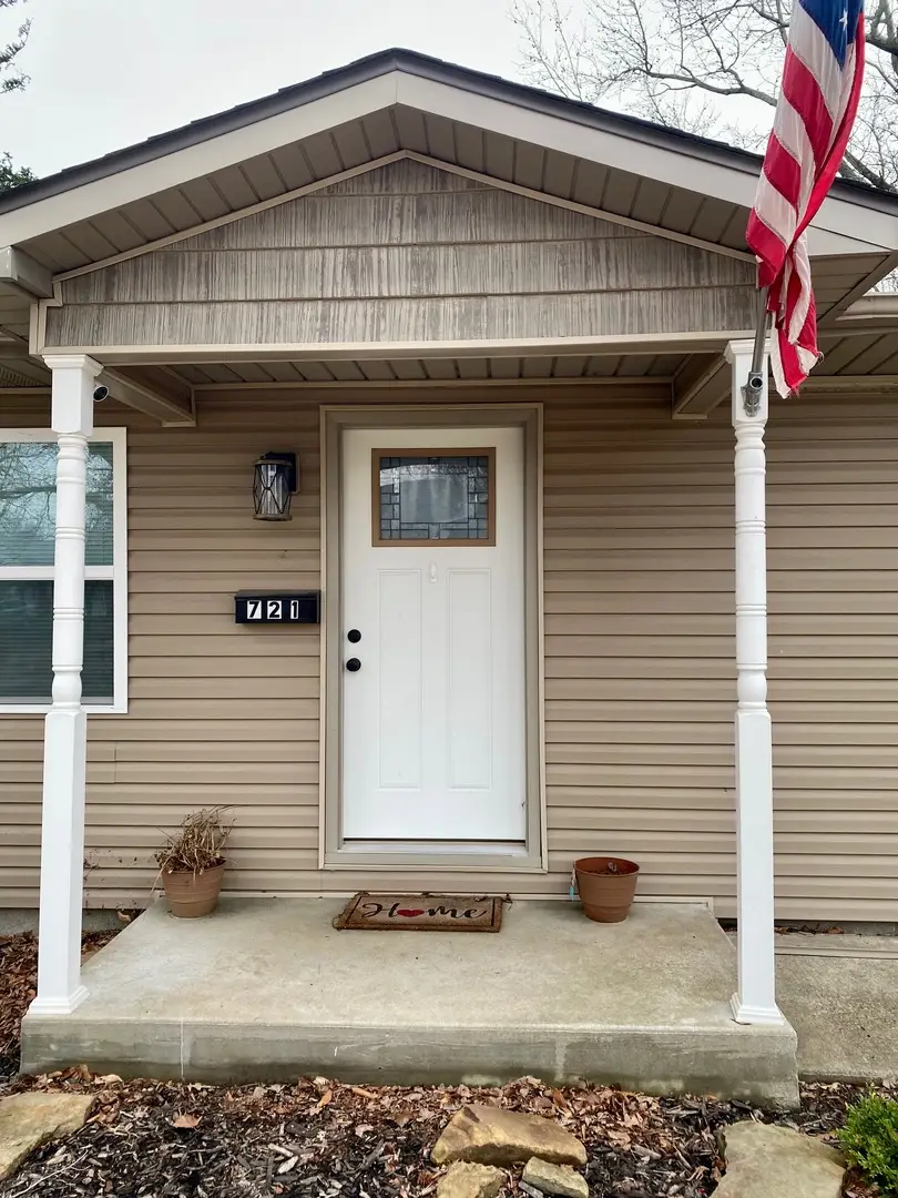 721 N 17th Street, Herrin, IL 62848 - #3