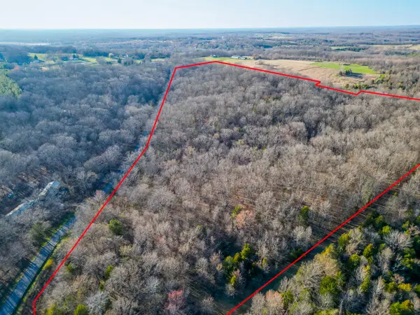 000 Belville Road, New Burnside, IL 62967