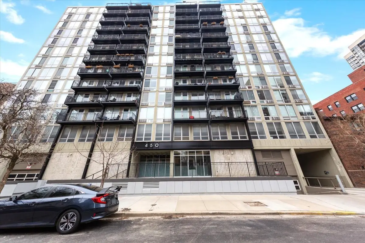 450 W Briar Place #11A, Chicago, IL 60657 - #1