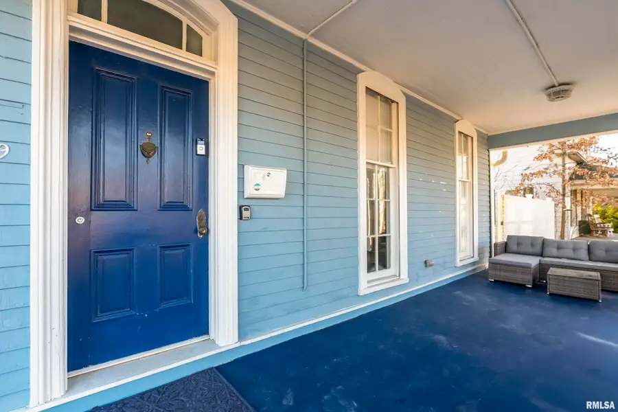 509 W Main Street, Carbondale, IL 62901 - #3