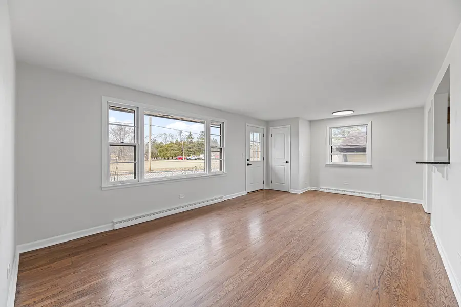 2100 Enoch Avenue, Zion, IL 60099 - #2