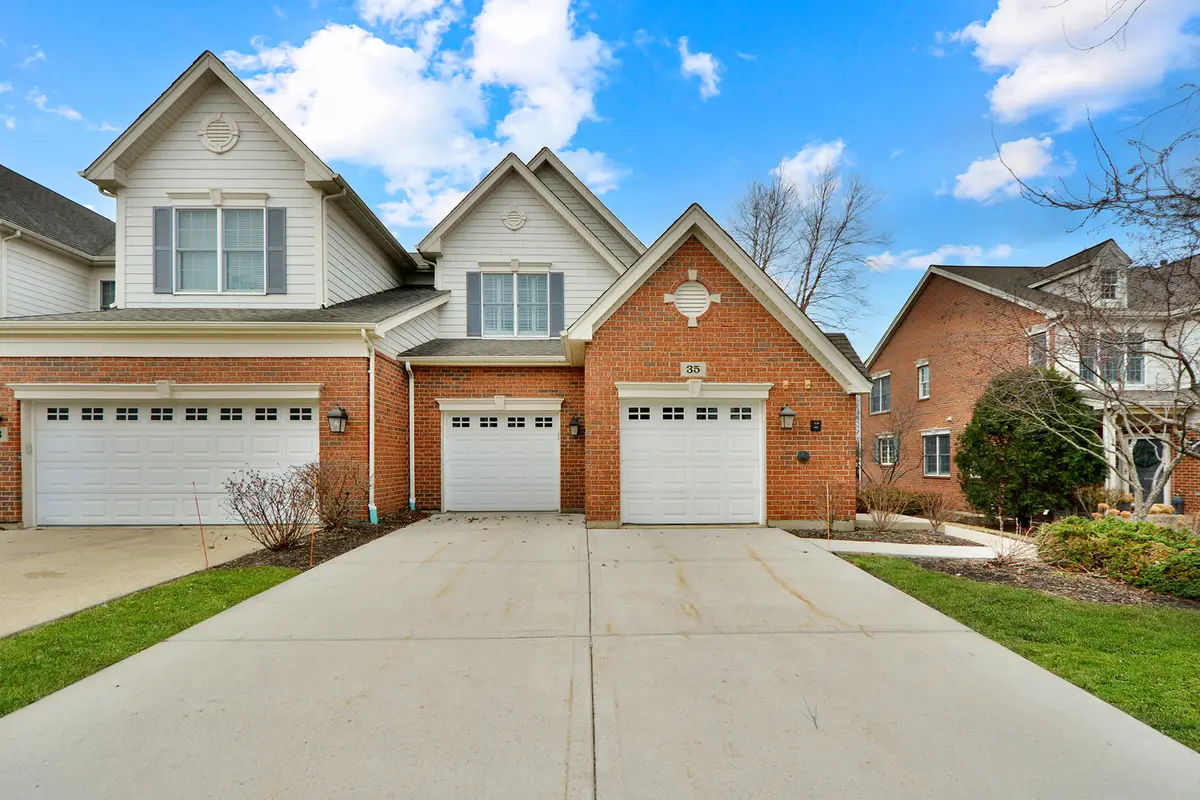35 Red Tail Drive, Hawthorn Woods, IL 60047 - #1