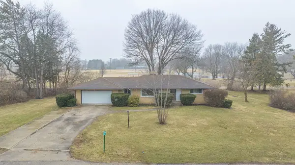 1854 N Weller Drive, Mount Morris, IL 61054