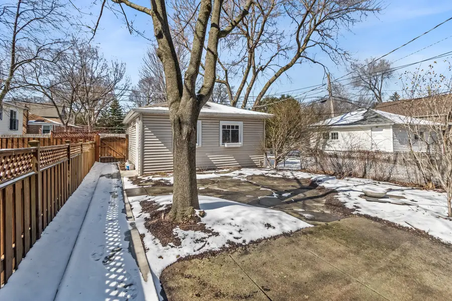 538 Wesley Avenue, Evanston, IL 60202 - #3