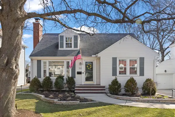 151 East Road, Glen Ellyn, IL 60137