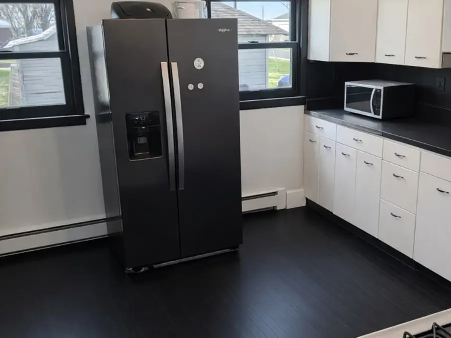 401 S Locust Street, Wapella, IL 61777 - #3