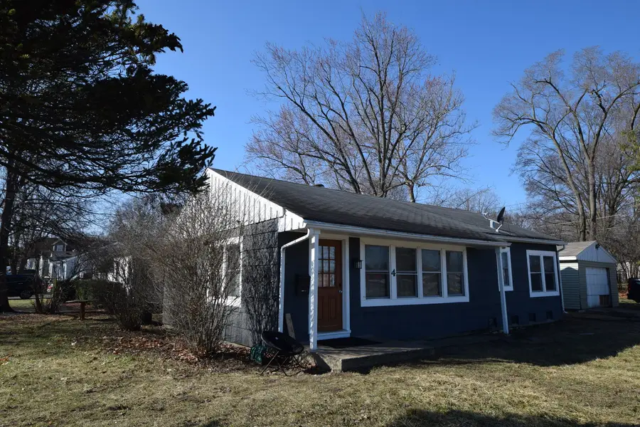 4 S Midland Avenue, Mundelein, IL 60060 - #2