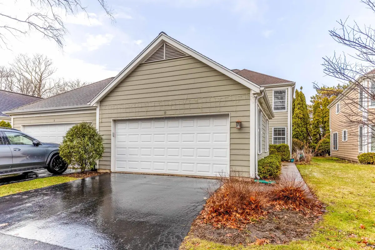 12 Sommerset Lane, Lincolnshire, IL 60069 - #1