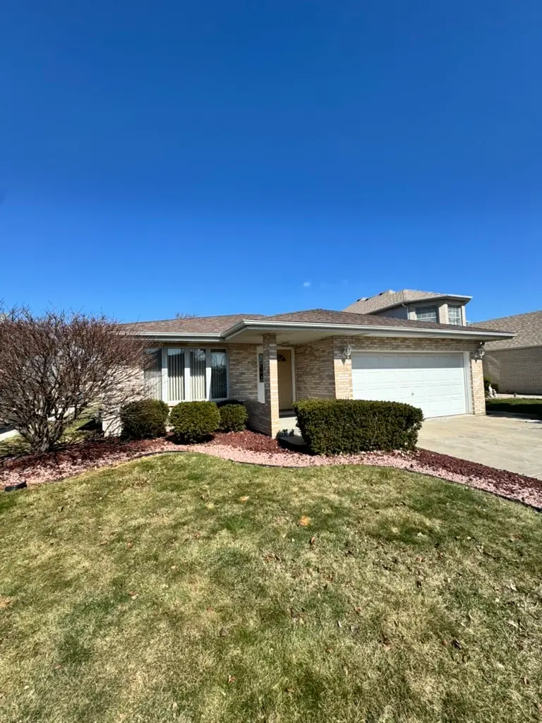 7110 W 82nd Place, Burbank, IL 60459 - #3