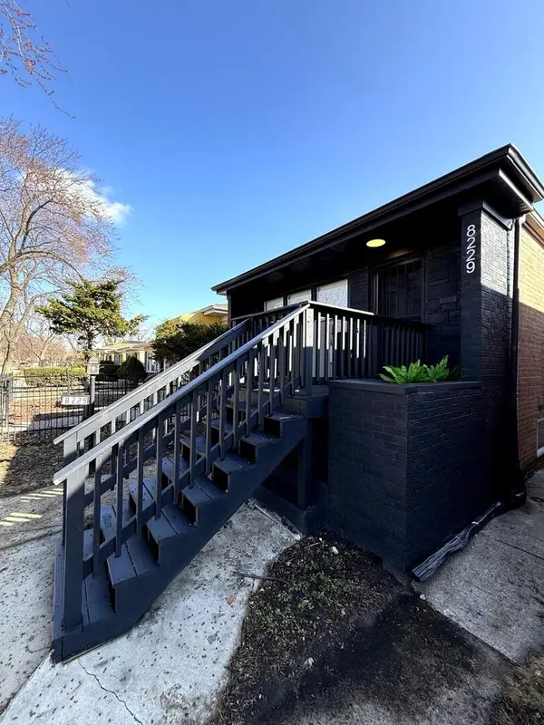 8229 S Wentworth Avenue, Chicago, IL 60620