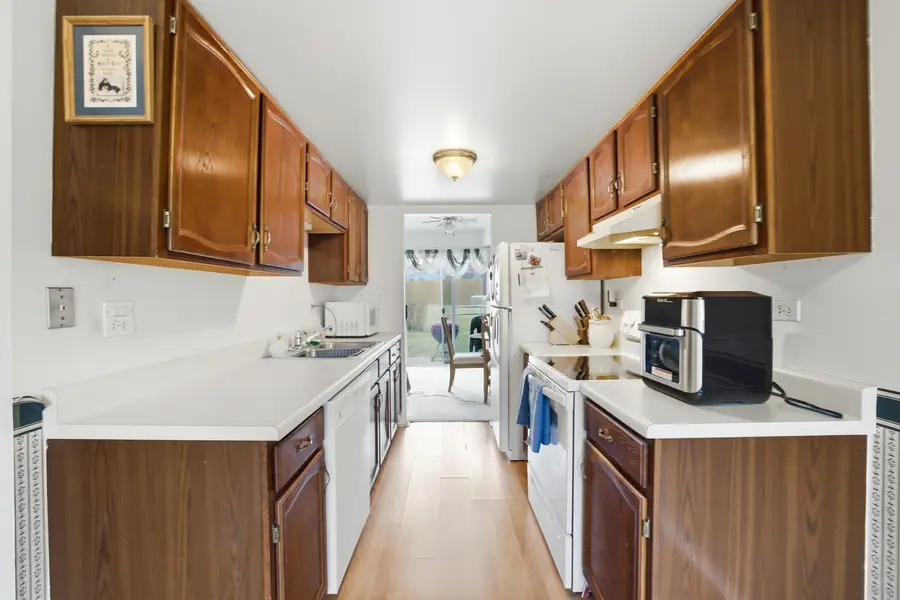 2018 Quaker Hollow Lane, Streamwood, IL 60107 - #3