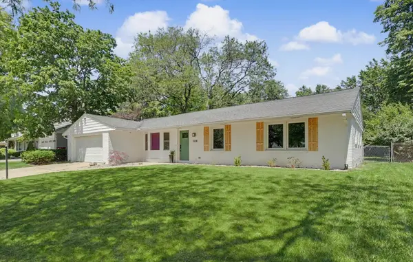 1008 Devonshire Drive, Champaign, IL 61821