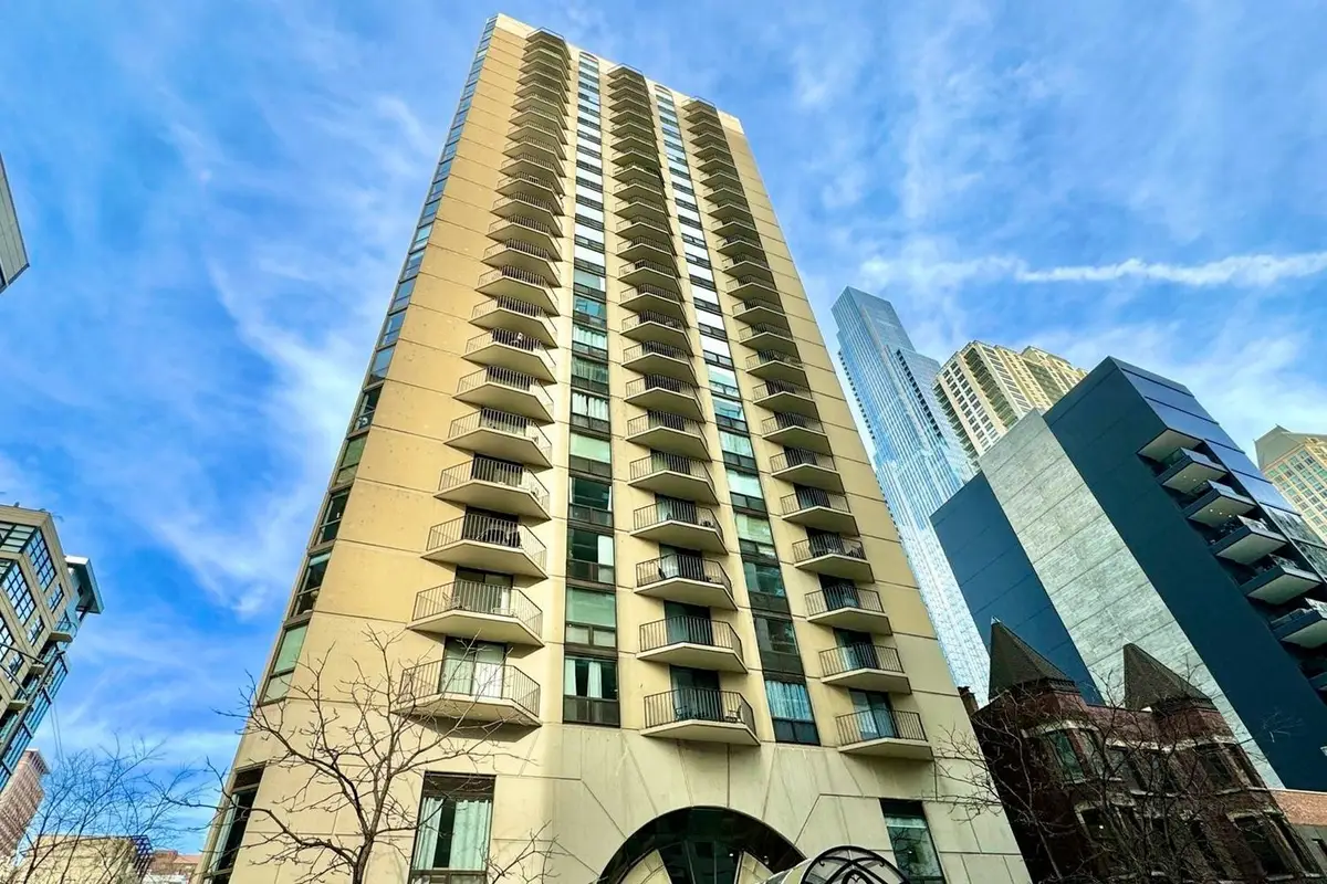 70 W Huron Street #506, Chicago, IL 60654 - #1