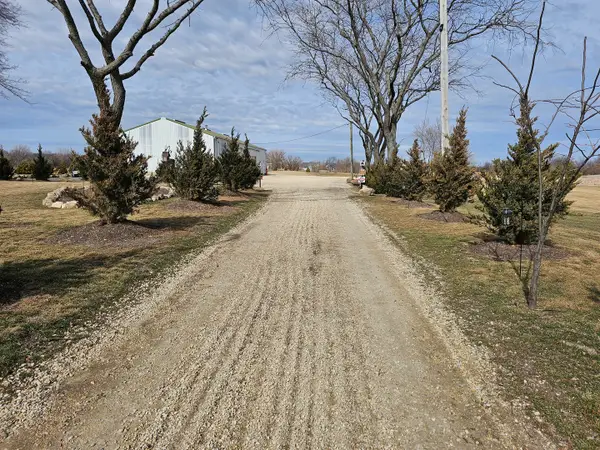 15618 Harmony Road, Huntley, IL 60142