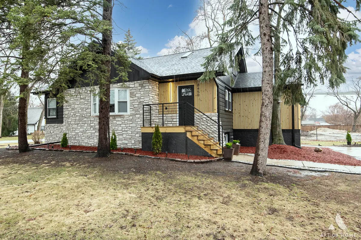 8459 S 85th Court, Hickory Hills, IL 60457 - #1