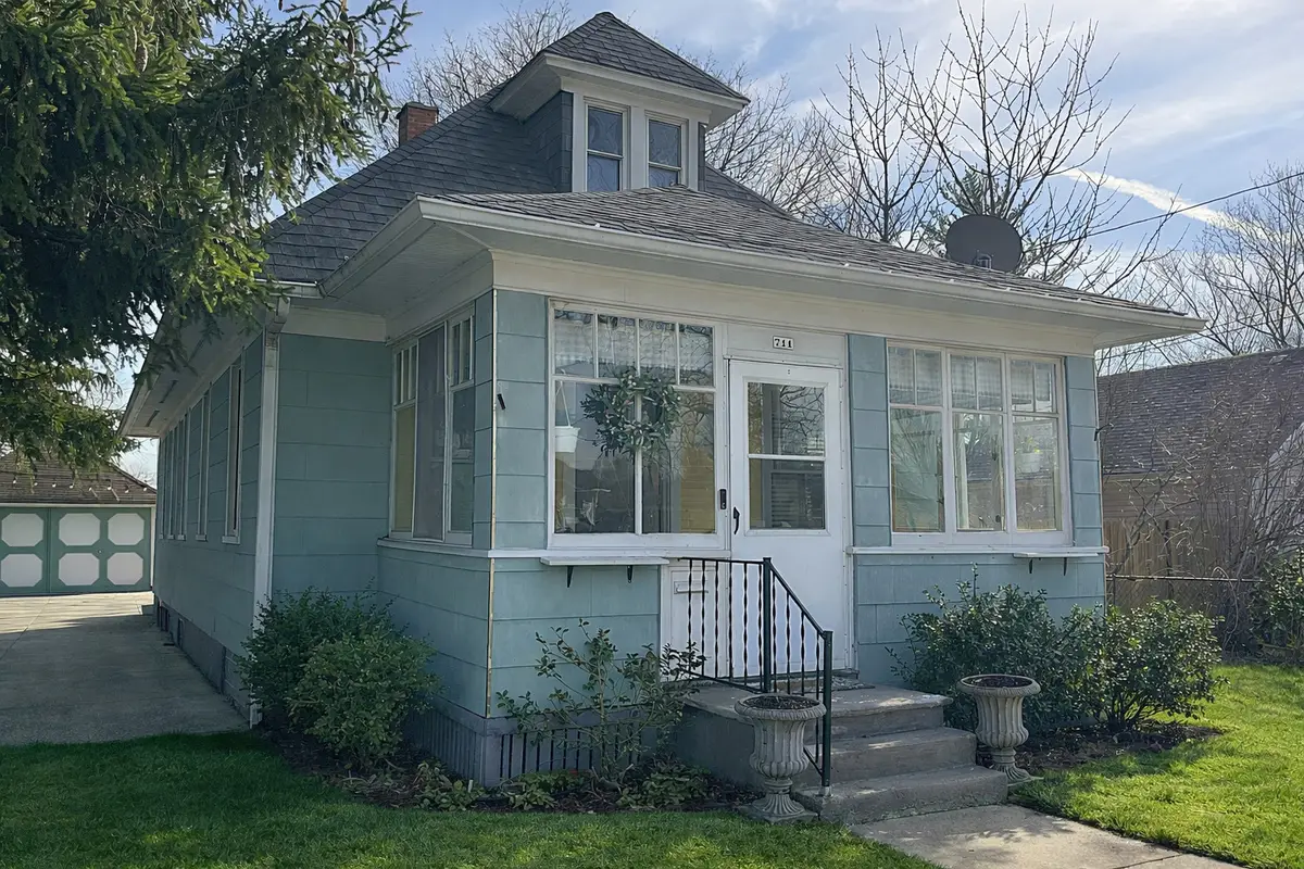 711 Bluff City Boulevard, Elgin, IL 60120 - #1