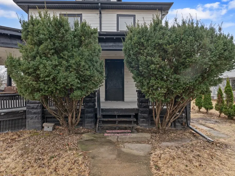 1546 12th Avenue, Moline, IL 61265 - #2