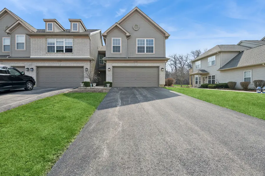 2707 Cobblestone Drive #END, Crystal Lake, IL 60012 - #2