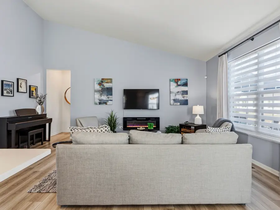 1205 Ardmoor Drive, Crystal Lake, IL 60012 - #3