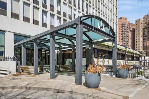 444 W Fullerton Parkway #1203, Chicago, IL 60614