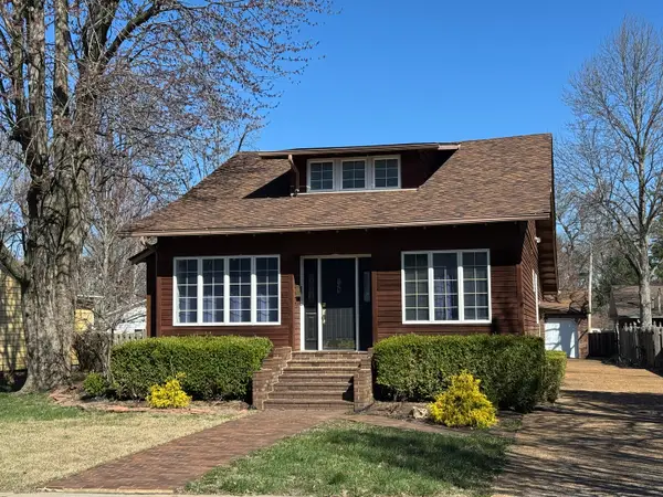 403 W Mitchell Street, Benton, IL 62812