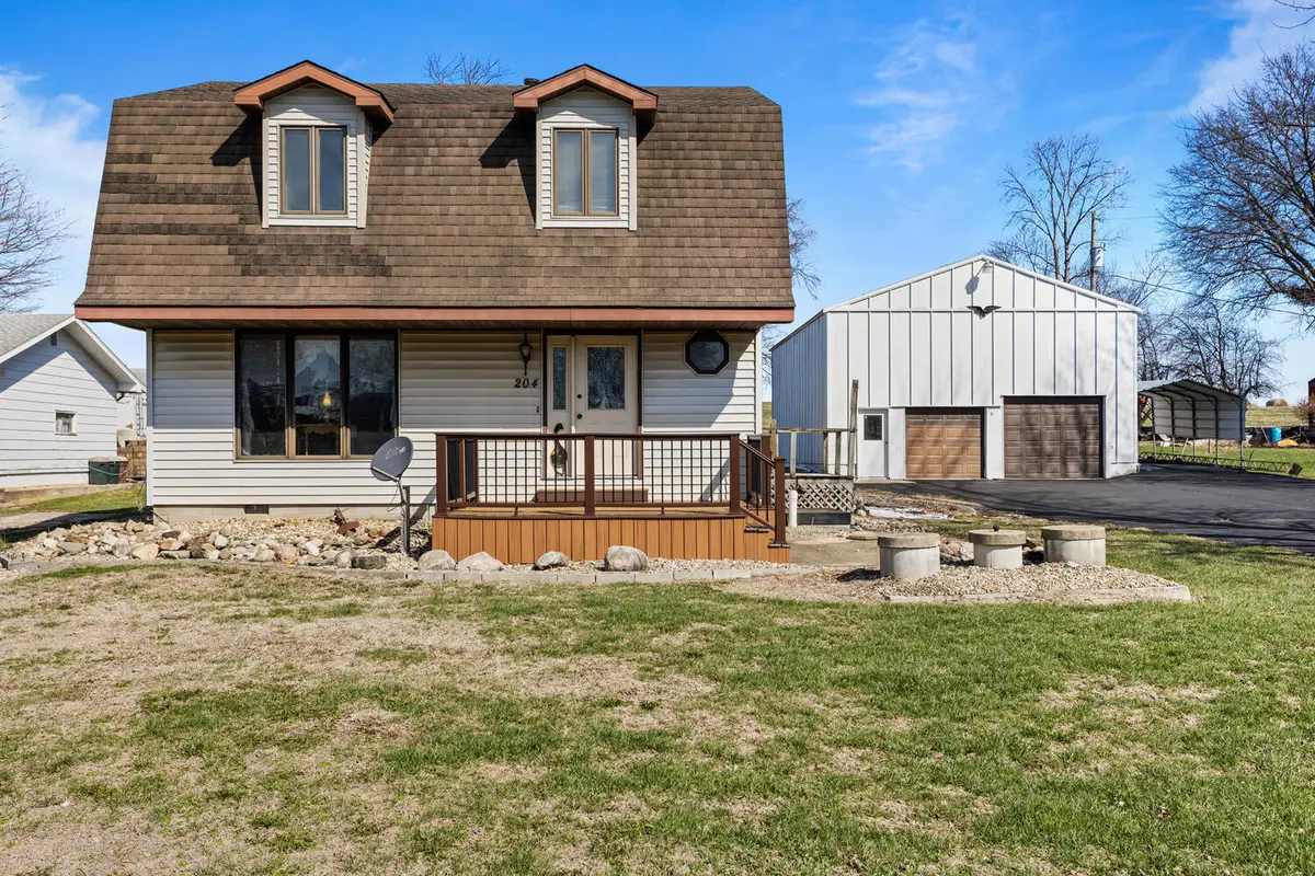 204 W Meade Street, White Heath, IL 61884 - #1