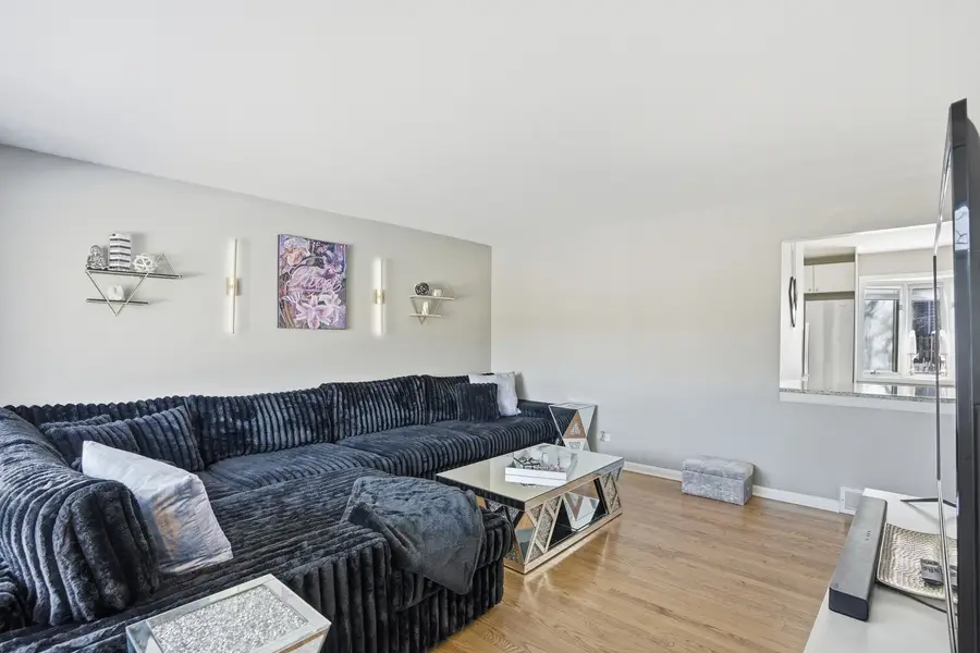 537 E 161st Place, South Holland, IL 60473 - #3