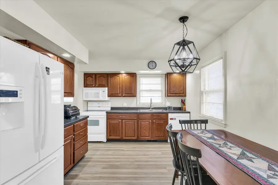 317 S Draper Avenue, Champaign, IL 61821 - #3