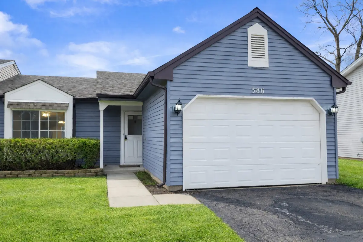 386 Campus Drive, Elgin, IL 60120 - #1