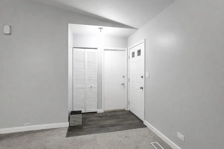 386 Campus Drive, Elgin, IL 60120 - #2