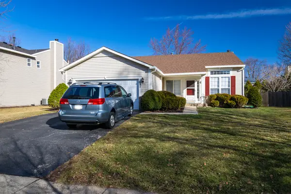 1882 Blossom Ridge Drive, Bolingbrook, IL 60490