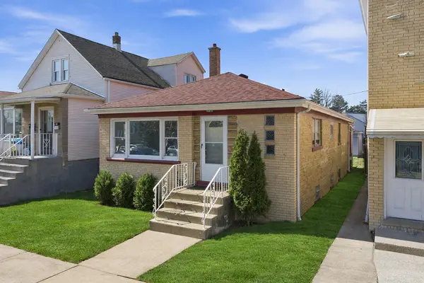 2110 N Marmora Avenue, Chicago, IL 60639