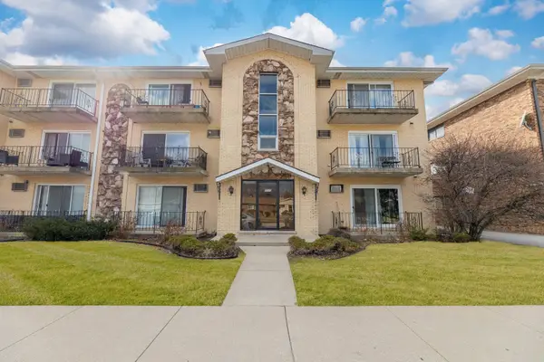 8830 Mobile Avenue #201, Oak Lawn, IL 60453