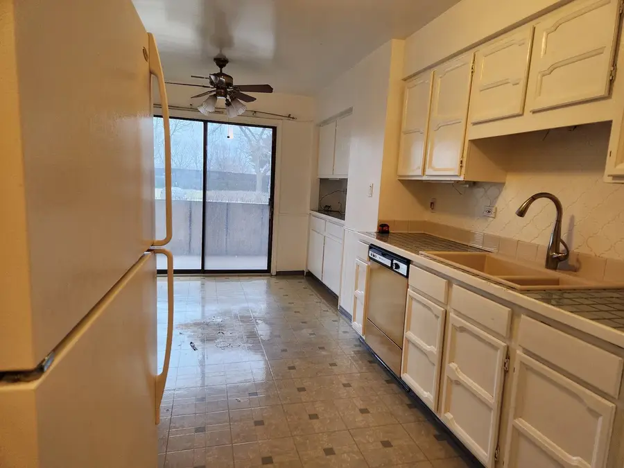 9242 Gross Point Road #107, Skokie, IL 60077 - #3