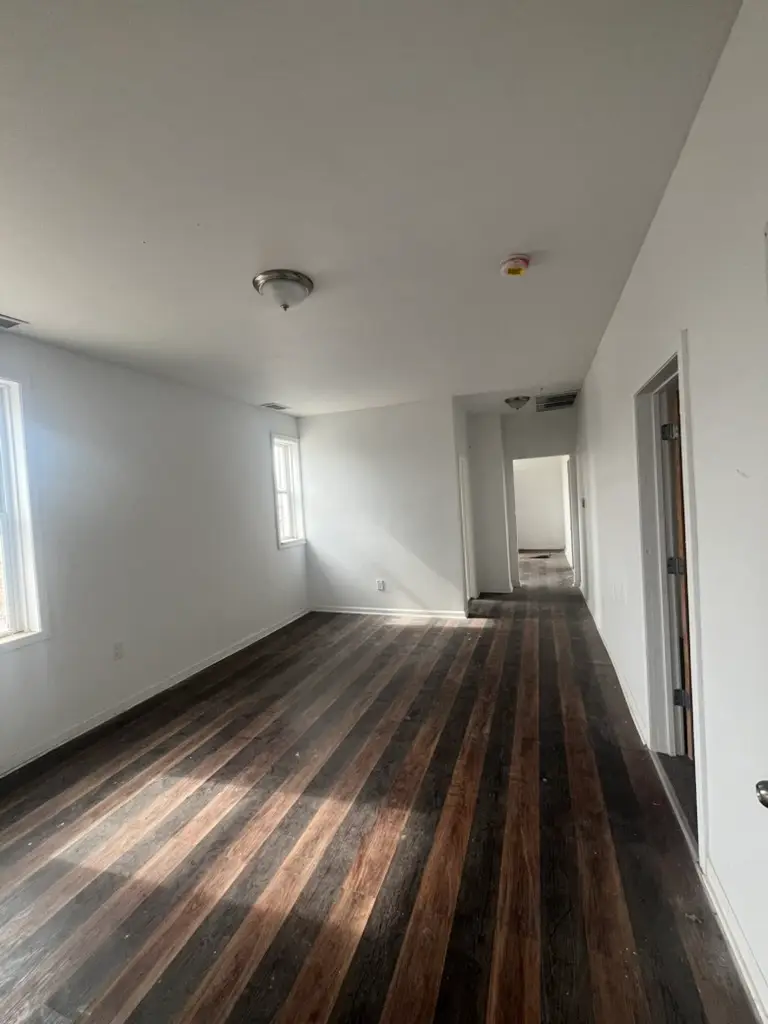 8559 S Escanaba Avenue, Chicago, IL 60617 - #3