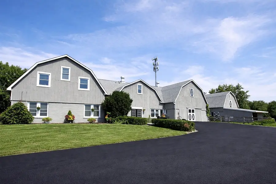 42W534 Empire Road, Saint Charles, IL 60175 - #2