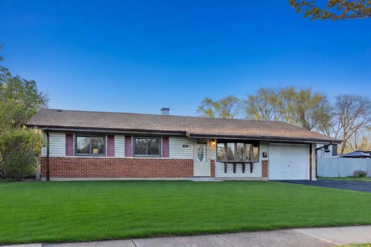 520 Glendale Lane, Hoffman Estates, IL 60169 - #1