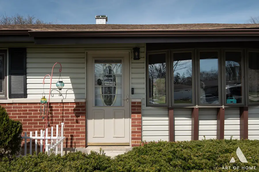 520 Glendale Lane, Hoffman Estates, IL 60169 - #3