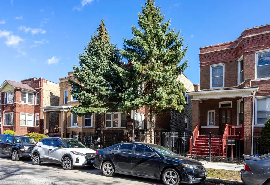 3039 N Haussen Court, Chicago, IL 60618 - #2