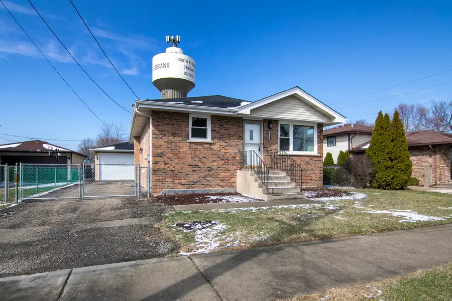 8356 Sayre Avenue, Burbank, IL 60459 - #2