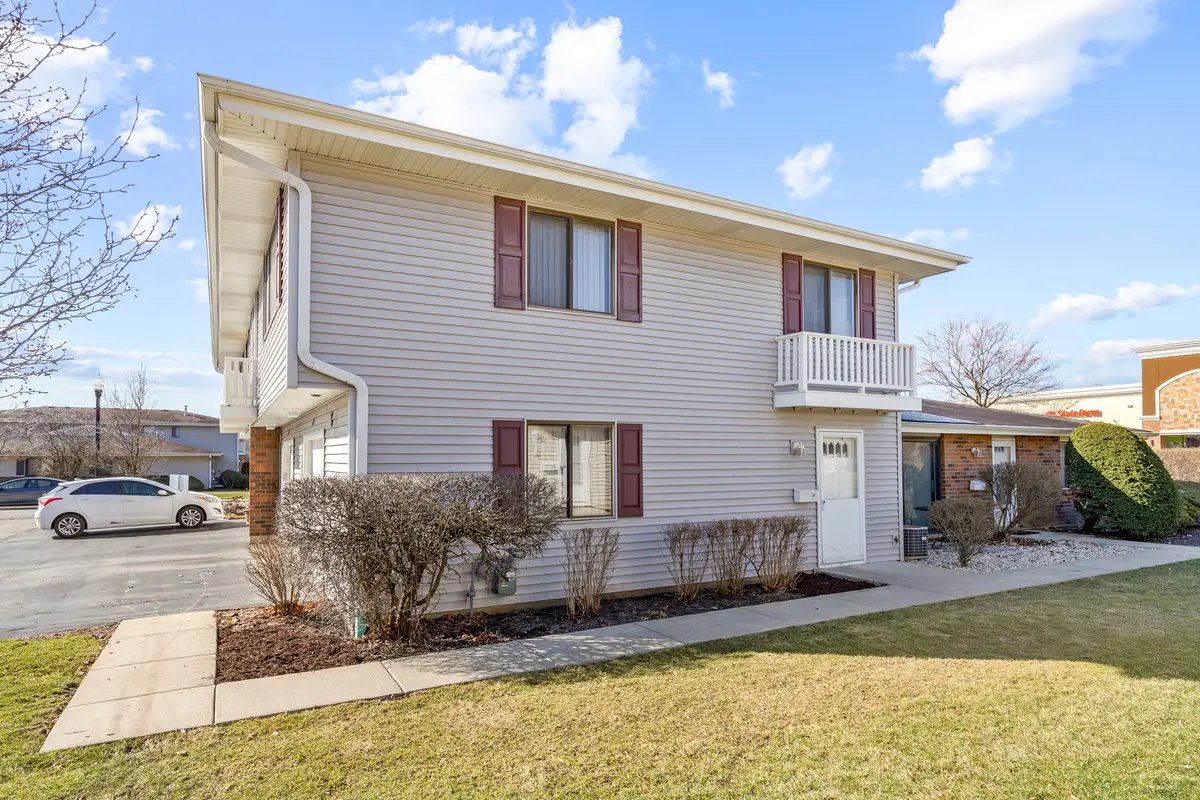 18 Dennis Court #18, Schaumburg, IL 60193 - #1