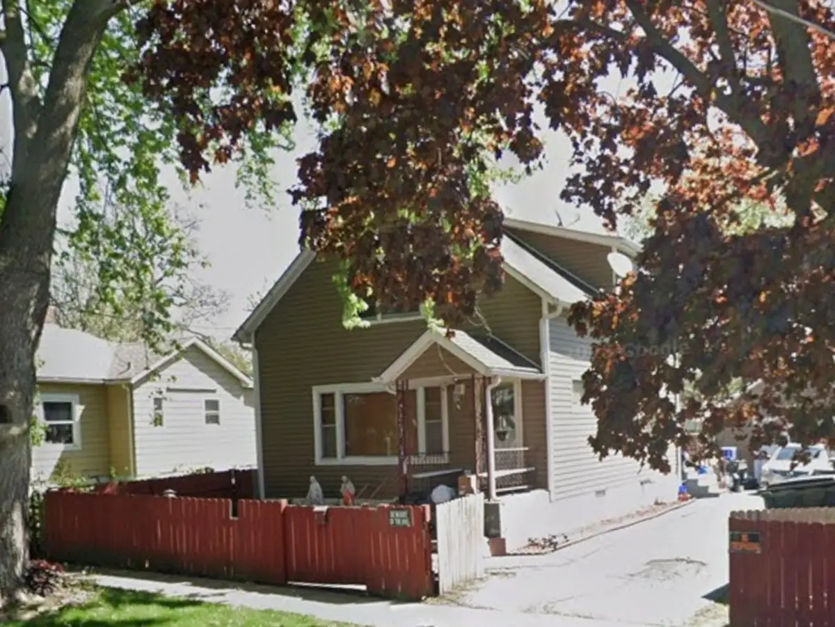 617 Cleveland Street, Aurora, IL 60505 - #1